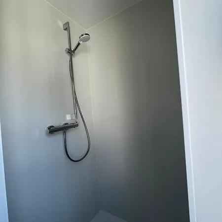 Hostal Hub 12 - Mit Balkon