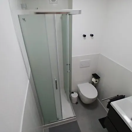 Hub 12 - Mit Balkon * Karlsruhe