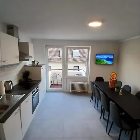 Hub 12 - Mit Balkon